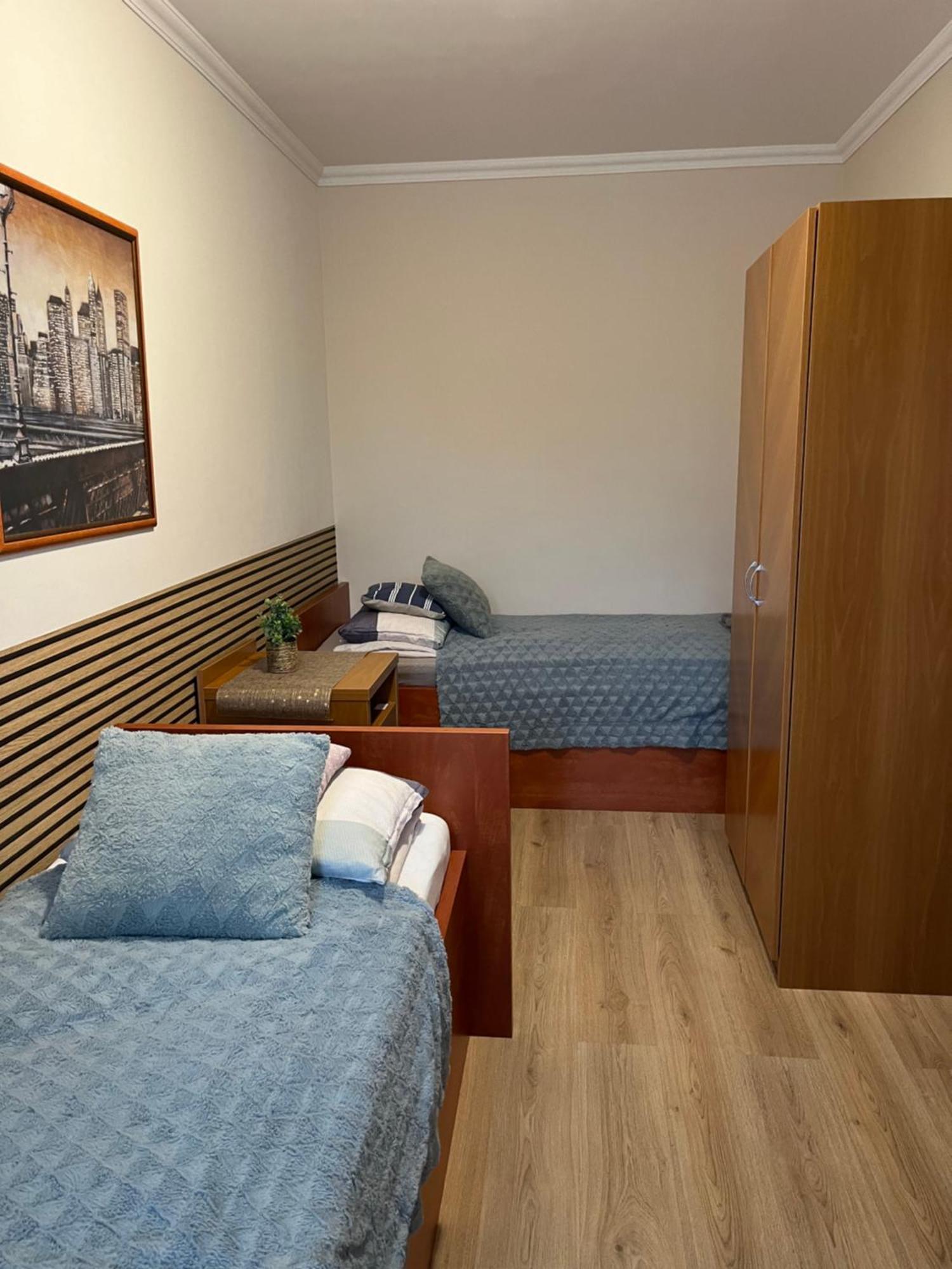Brookforest Apartman ハイデゥソボスロー エクステリア 写真
